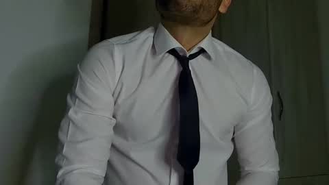 Justin online show from December 2025 06:33:02 AM