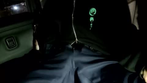 KI e697a5e69cac online show from November 2025 10:27:01 AM