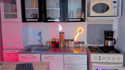 Kat online show from March 2026 03:31:01 AM