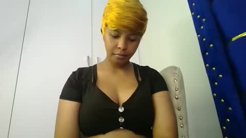 Snapshot of kadime001 chatting on November 2025 07:30:01 PM kadime online show from November 2025 07:30:01 PM