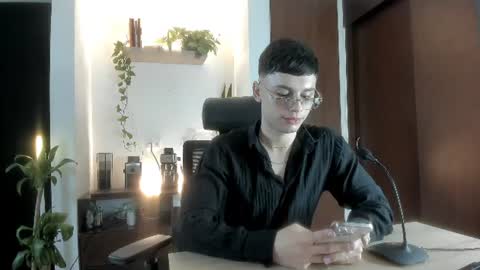 Snapshot of kael_stone1 chatting on August 2026 11:37:01 AM Kael online show from August 2026 11:37:01 AM