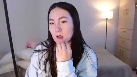 ChloeIndependient model online show from March 2026 05:07:01 PM