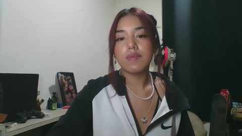 KAHELIINDEPENDENT MODEL online show from October 2025 10:20:02 PM