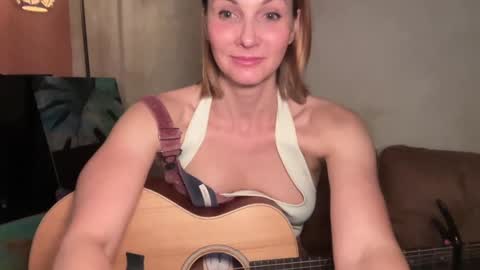 Snapshot of kaileeshy chatting on February 2025 07:26:02 AM Kailee Smile online show from February 2025 07:26:02 AM