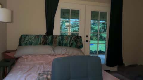 Kailee Smile online show from February 2026 04:17:01 AM