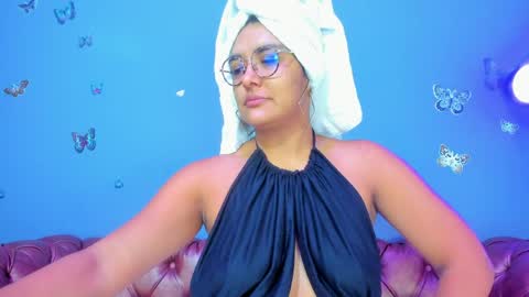 kaira_mosse_ online show from April 2026 12:00:02 PM