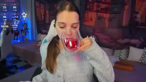 Snapshot of kaisajenner chatting on November 2025 05:17:01 PM Kaisa online show from November 2025 05:17:01 PM