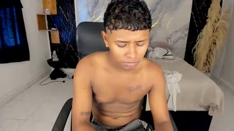 kaiser_alpha777 online show from April 2026 02:42:01 PM