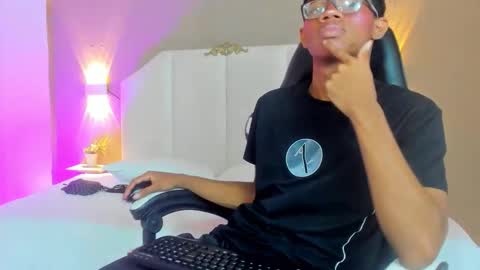 Snapshot of kaisonrouse chatting on February 2026 07:58:01 PM kaisonrouse online show from February 2026 07:58:01 PM