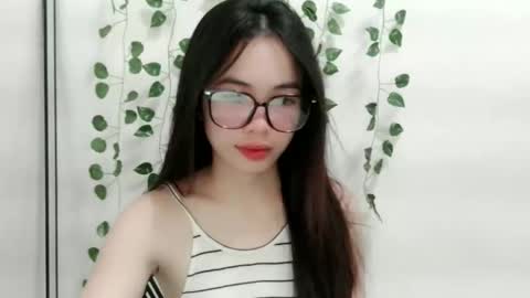 Chenny online show from October 2025 11:33:02 AM