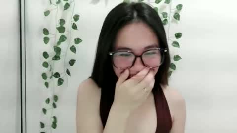 Chenny online show from October 2025 04:12:01 AM