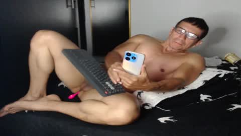 Snapshot of kale_19 chatting on February 2025 05:12:01 AM Kale online show from February 2025 05:12:01 AM