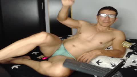 Snapshot of kale_19 chatting on February 2025 04:07:01 AM Kale online show from February 2025 04:07:01 AM