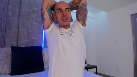 Snapshot of kaletattoos chatting on February 2025 07:25:01 PM Kale online show from February 2025 07:25:01 PM