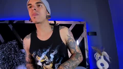 Snapshot of kaletattoos chatting on February 2025 07:30:02 PM Kale online show from February 2025 07:30:02 PM