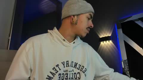 Snapshot of kaletattoos chatting on November 2025 11:49:01 AM Kale online show from November 2025 11:49:01 AM