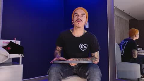 Snapshot of kaletattoos chatting on November 2025 12:09:02 PM Kale online show from November 2025 12:09:02 PM