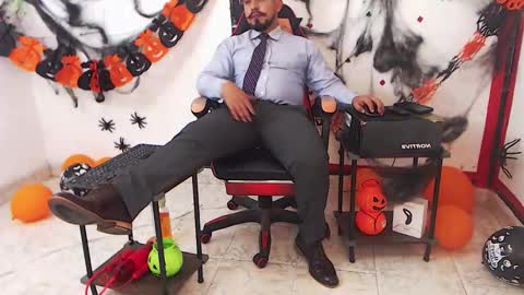 Snapshot of kalethbigdick88 chatting on October 2025 08:05:01 PM Kaleth online show from October 2025 08:05:01 PM