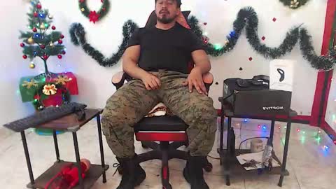 Snapshot of kalethbigdick88 chatting on November 2025 02:49:01 PM Kaleth online show from November 2025 02:49:01 PM