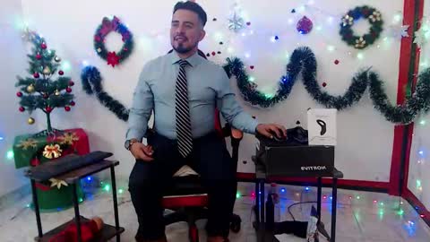 Snapshot of kalethbigdick88 chatting on November 2025 07:52:02 AM Kaleth online show from November 2025 07:52:02 AM