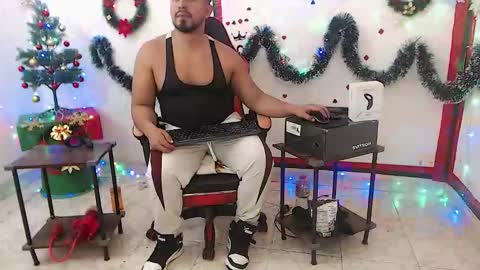 Snapshot of kalethbigdick88 chatting on November 2025 05:33:01 AM Kaleth online show from November 2025 05:33:01 AM