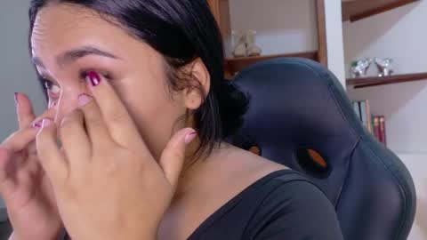 Snapshot of kali_sweet chatting on June 2026 03:08:02 AM AndreaLactating online show from June 2026 03:08:02 AM