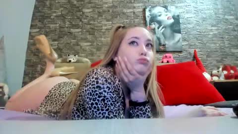 Snapshot of kalindahot chatting on February 2025 10:10:01 PM kalindahot online show from February 2025 10:10:01 PM