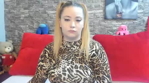 Snapshot of kalindahot chatting on November 2025 06:41:02 PM kalindahot online show from November 2025 06:41:02 PM