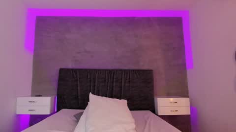 Carolina   online show from February 2025 04:24:02 PM