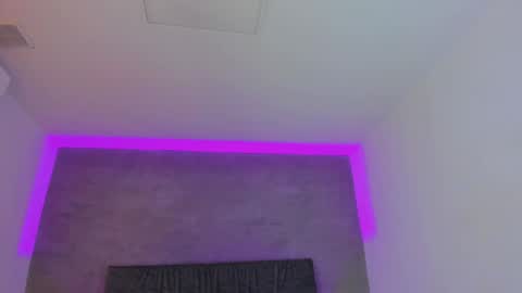 Carolina   online show from February 2025 06:53:01 PM