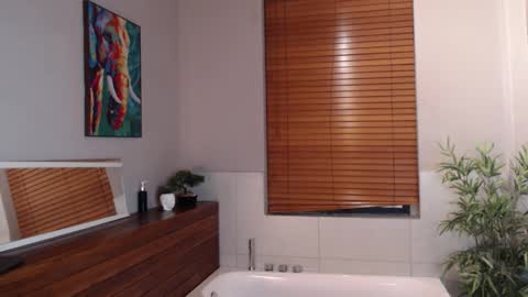 jhon online show from March 2026 12:12:02 PM