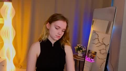 Emily online show from May 2026 06:22:02 AM