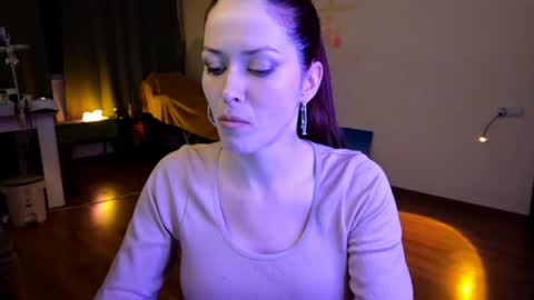 Kamila online show from April 2026 07:58:01 PM