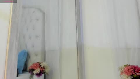 Snapshot of kamila_arias chatting on February 2025 12:01:02 PM online show from February 2025 12:01:02 PM