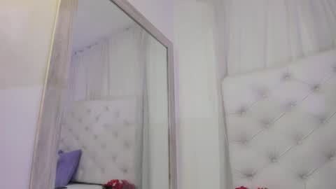 Snapshot of kamila_arias chatting on September 2025 12:08:02 PM online show from September 2025 12:08:02 PM