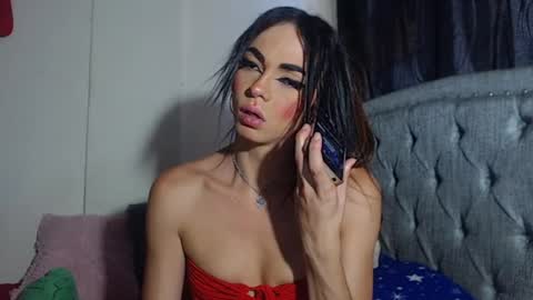 CAMILA SANTAMARIA online show from July 2026 11:10:01 PM