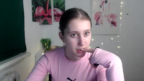 kamilla_love_ online show from November 2025 12:20:01 PM