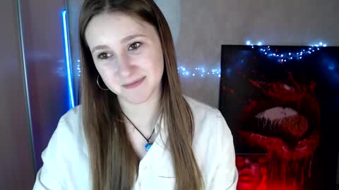 kamilla_love_ online show from April 2026 12:11:02 PM