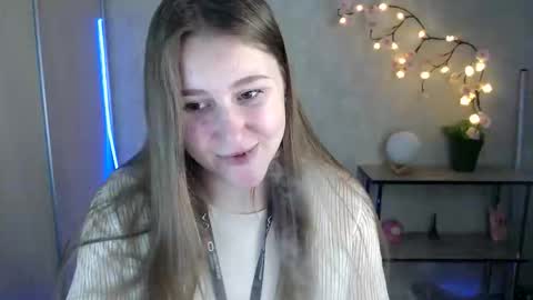 Snapshot of kamilla_love_ chatting on May 2026 01:28:01 PM kamilla_love_ online show from May 2026 01:28:01 PM