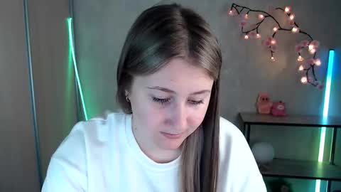 Snapshot of kamilla_love_ chatting on May 2026 12:02:02 PM kamilla_love_ online show from May 2026 12:02:02 PM