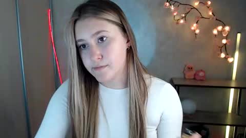 Snapshot of kamilla_love_ chatting on June 2026 12:29:01 PM kamilla_love_ online show from June 2026 12:29:01 PM