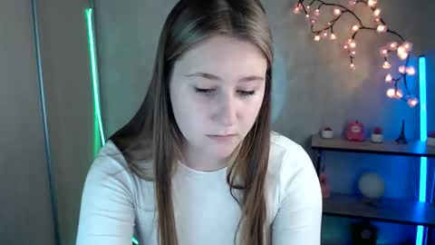 Snapshot of kamilla_love_ chatting on June 2026 11:54:01 AM kamilla_love_ online show from June 2026 11:54:01 AM