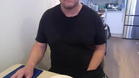 Cam with Me Vixens DM me online show from April 2026 02:21:01 PM