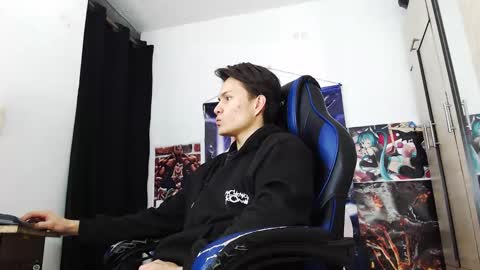 andres online show from November 2025 01:02:02 PM