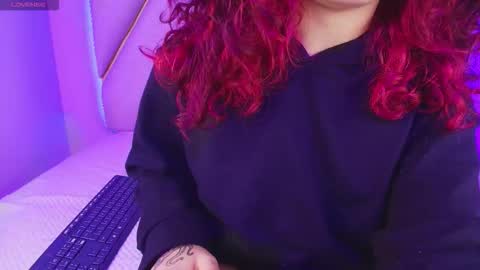 Cami online show from September 2025 12:09:01 PM