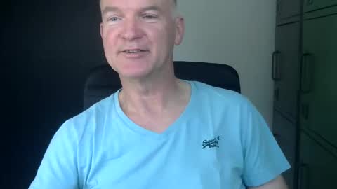 Robbie online show from May 2026 02:57:02 PM