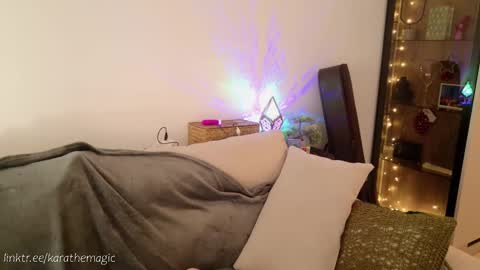 I am here around 5am GMT karathemagic online show from February 2025 11:02:02 AM