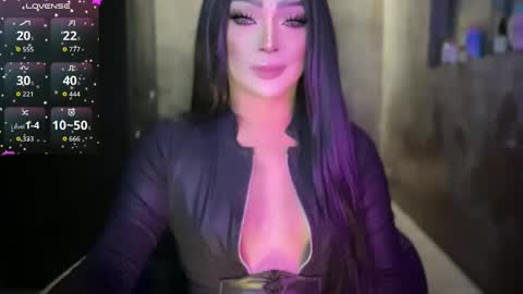 Snapshot of kardeyfynes chatting on October 2025 08:12:01 AM MARIA online show from October 2025 08:12:01 AM