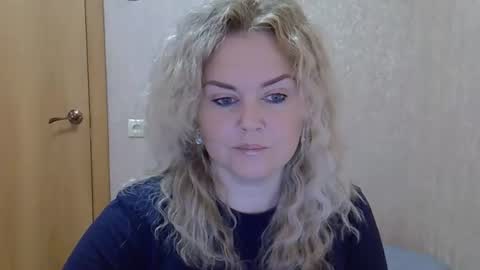 karennelsonx online show from October 2025 01:09:02 PM