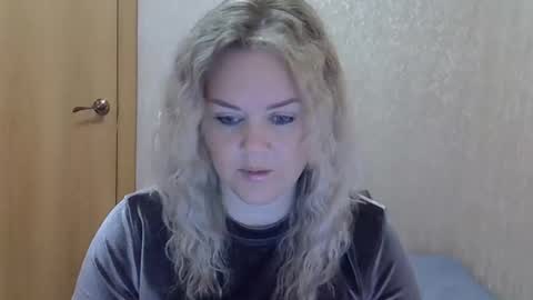 karennelsonx online show from October 2025 03:57:02 PM